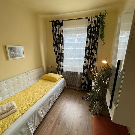Vacyblue 1138 Vaci Ut 138b Budapest